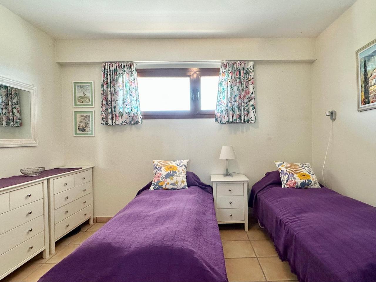 Bonito Con Piscina Y Jacuzzi * L'Alfas del Pi